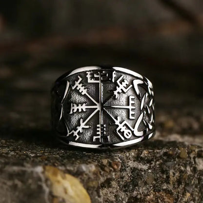 Ring Vegvisir - Celtic knot ( Finns i fler färger )